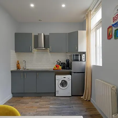 Atypical & Spacious Close To Beautiful Park Morceau *