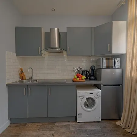 Atypical & Spacious Close To Beautiful Park Morceau * Paris